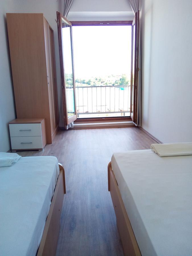 Trim Rooms And Apartments Lovište Εξωτερικό φωτογραφία